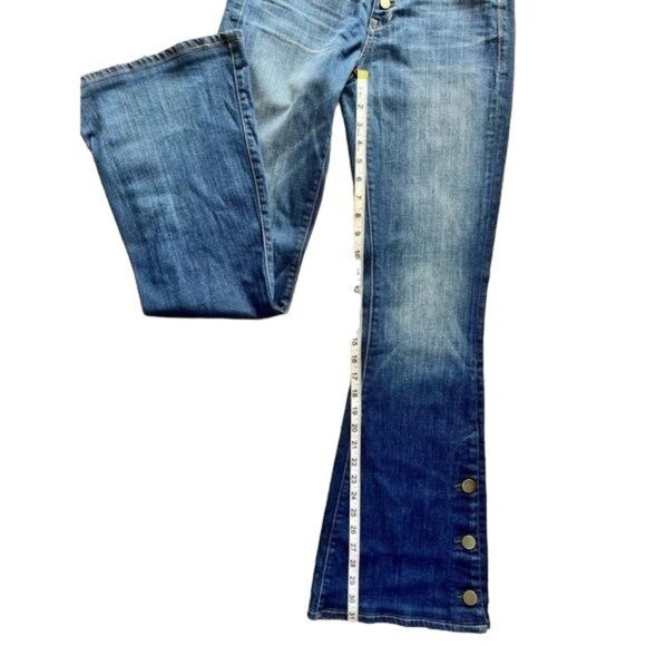 Elizabeth and James Jefferson Button Up Flare Jeans Mid Rise Medium Wash Size 25 - Picture 5 of 14